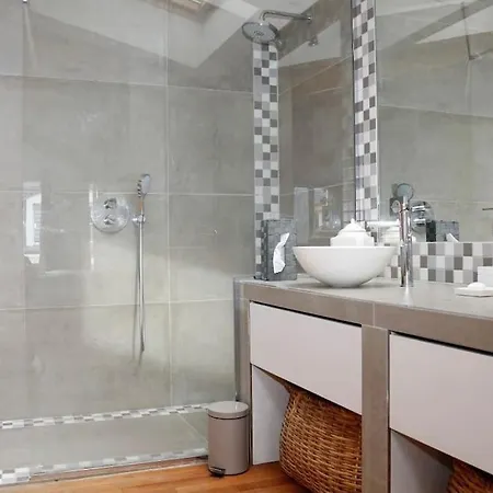 Jolie Maison De A 5 Minutes De Paris Pour 5 Voyageurs Parking Inclus