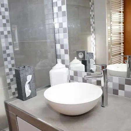 Villa Jolie Maison De A 5 Minutes De Paris Pour 5 Voyageurs Parking Inclus *