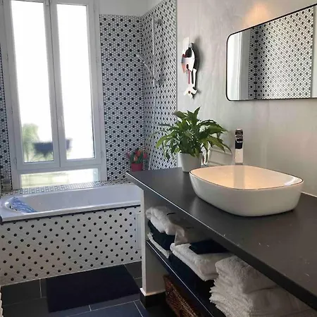Jolie Maison De A 5 Minutes De Paris Pour 5 Voyageurs Parking Inclus Villa *